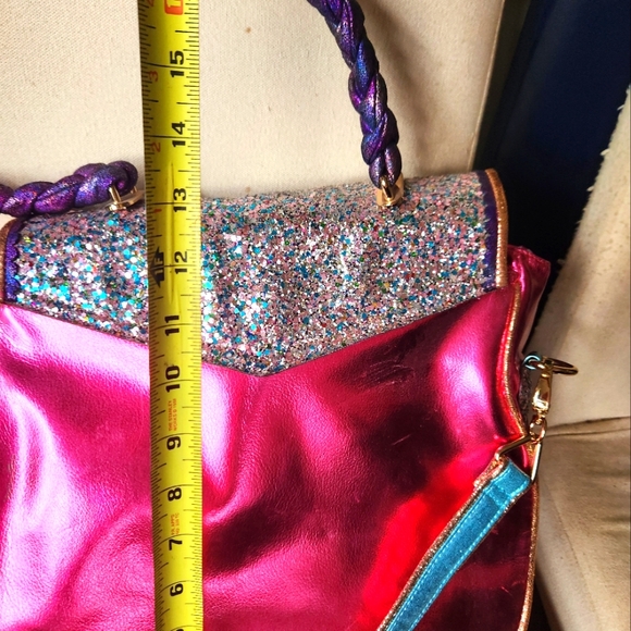 Sparkling floral metallic messenger bag - Picture 13 of 16